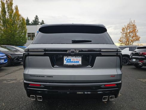 New 2026 Chevrolet Traverse RS w/ LPO, Floor Liner Package image 9