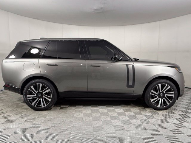 Used 2023 Land Rover Range Rover SE AWD/4WD image 9
