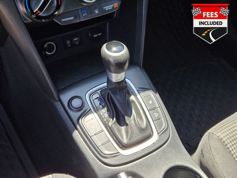 Used 2018 Hyundai Kona SEL FWD image 31