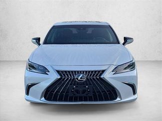 Used 2024 Lexus ES 300h Ultra Luxury FWD video 2
