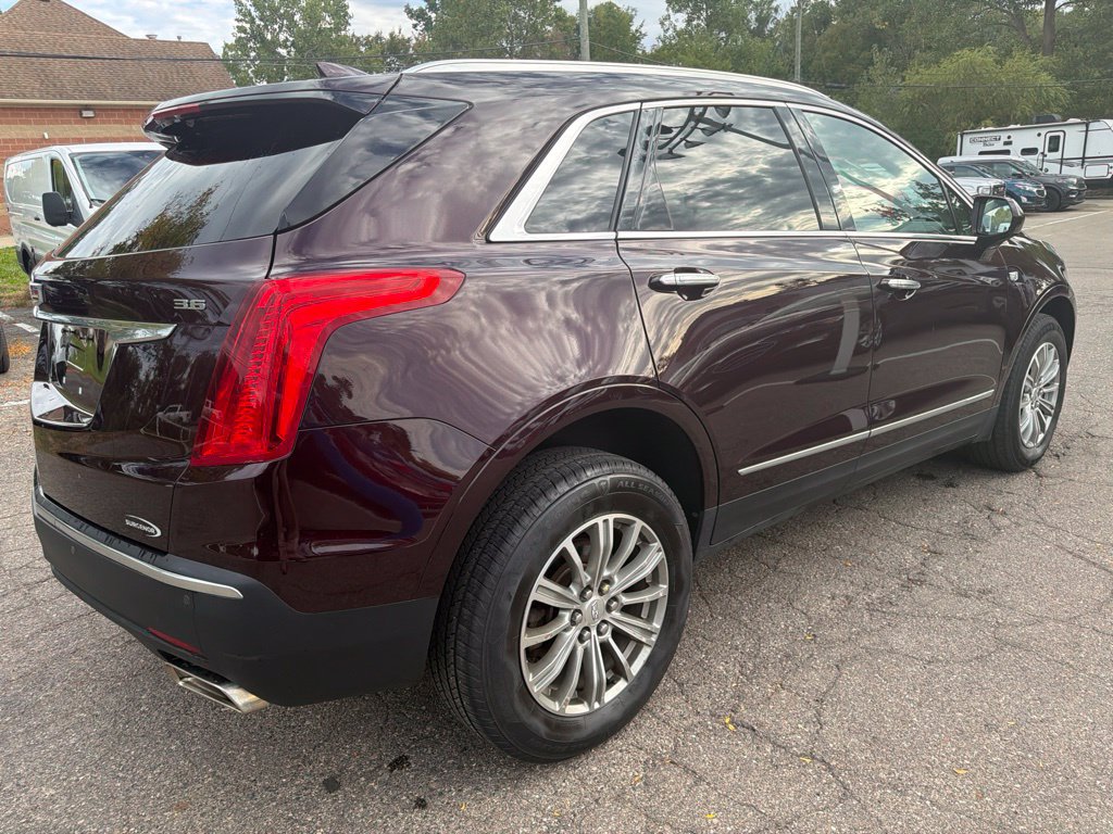 Used 2018 Cadillac XT5 Luxury AWD/4WD image 5