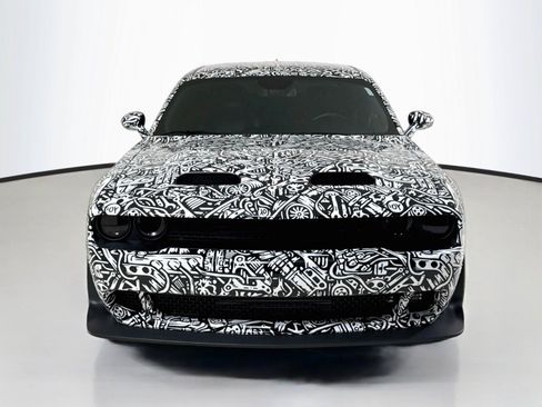 Used 2022 Dodge Challenger SRT Hellcat RWD image 11