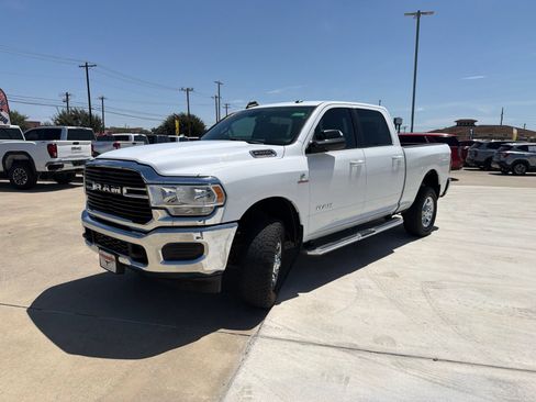 Used 2021 RAM 2500 Big Horn AWD/4WD image 3