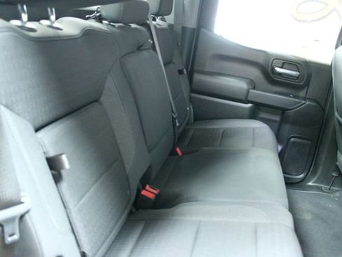 Used 2023 Chevrolet Silverado 1500 Custom image 9