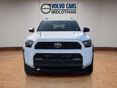Used 2025 Toyota 4Runner SR5 image 25