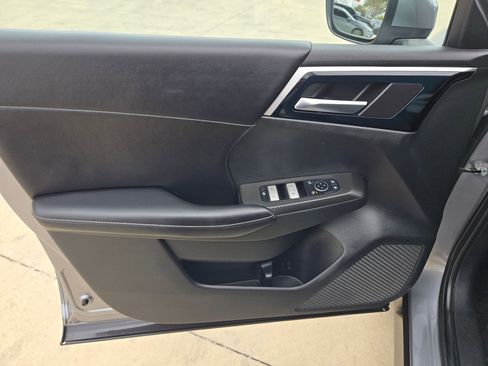 Used 2022 Mitsubishi Outlander SE image 11