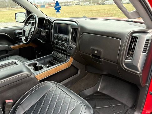 Used 2015 Chevrolet Silverado 1500 LTZ w/ LTZ Plus Package AWD/4WD image 18
