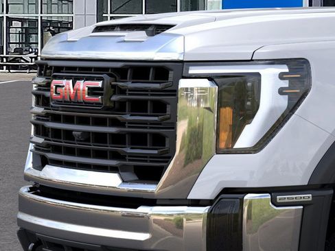 New 2026 GMC Sierra 2500 Pro image 13