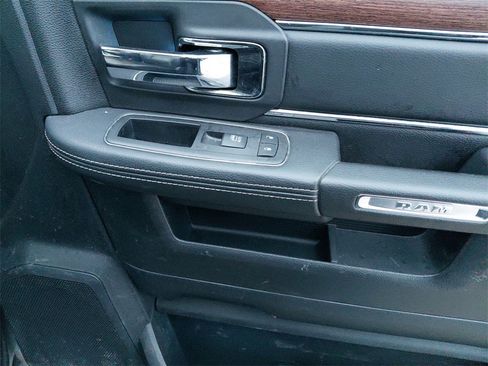 Used 2018 RAM 3500 Laramie image 17