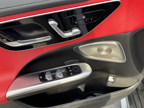 Used 2024 Mercedes-Benz C 300 4MATIC Sedan image 19