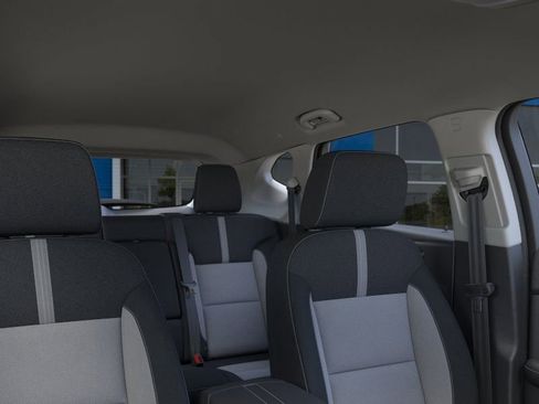 New 2025 Chevrolet Blazer LT image 24