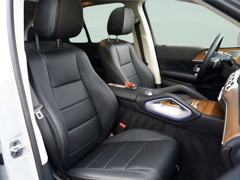 Used 2024 Mercedes-Benz GLE 450 4MATIC w/ Winter Package image 26