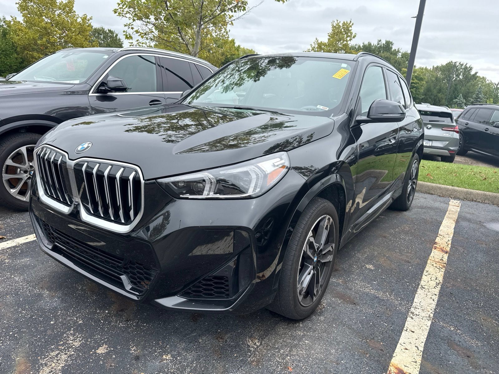 Used 2025 BMW X1 xDrive28i w/ Premium Package AWD/4WD image 1