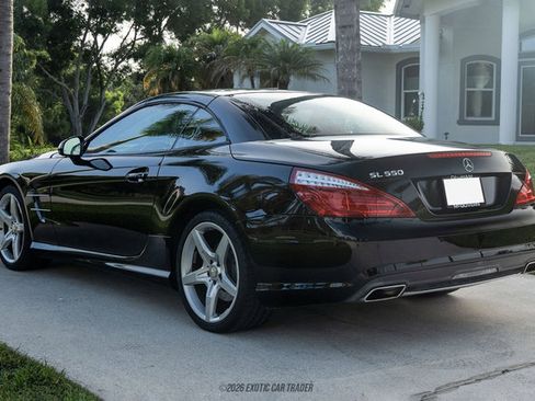 Used 2016 Mercedes-Benz SL 550 image 6