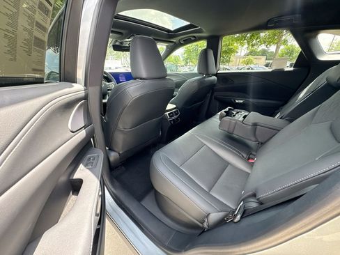 Used 2025 Lexus RX 350 Premium Plus w/ Convenience Package FWD image 33