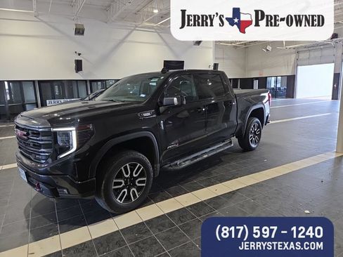 Used 2023 GMC Sierra 1500 AT4 w/ AT4 Preferred Package AWD/4WD image 1