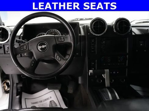 Used 2005 HUMMER H2 Base w/ Preferred Equipment Group image 2