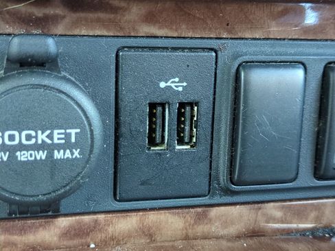 Used 2020 Nissan Armada SL w/ Premium Package image 24