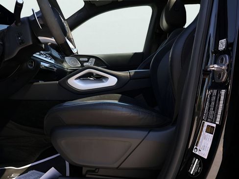 Certified 2022 Mercedes-Benz GLS 63 AMG 4MATIC image 40