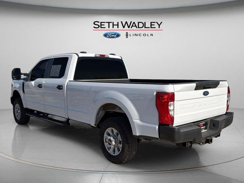 Used 2021 Ford F250 XL w/ Power Equipment Group image 5