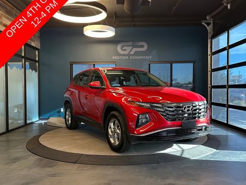 Used 2023 Hyundai Tucson SE AWD/4WD image 1