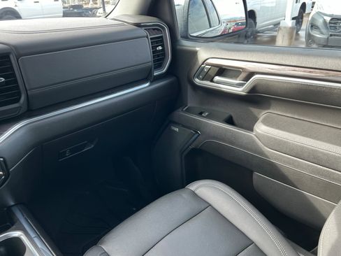 Certified 2023 Chevrolet Silverado 1500 LTZ w/ Technology Package image 11