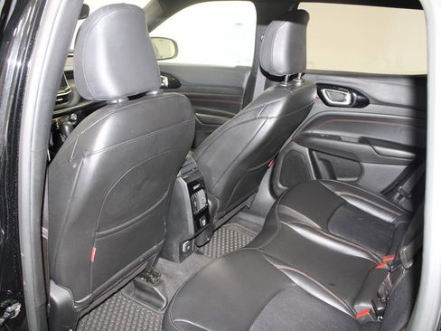 Used 2024 Jeep Compass Trailhawk image 23