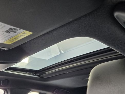 Used 2022 MAZDA MAZDA3 s image 10