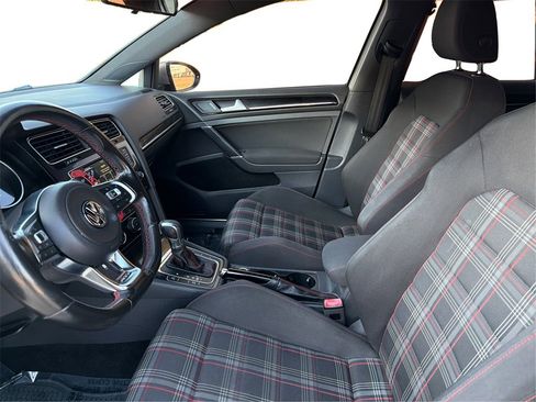 Used 2016 Volkswagen GTI S image 10