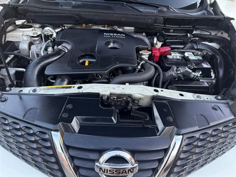 Used 2011 Nissan Juke SL image 13