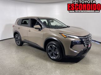 Used 2025 Nissan Rogue SV AWD/4WD 360° Tour
