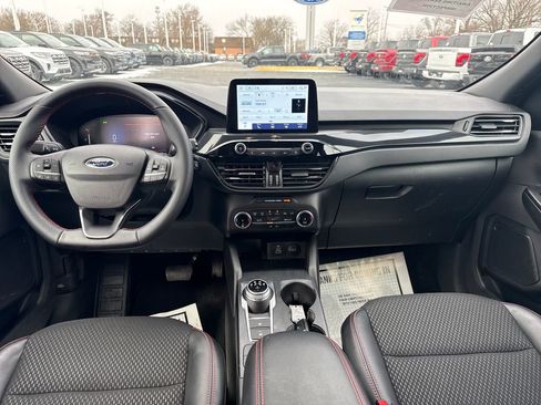 Used 2025 Ford Escape ST-Line w/ Equipment Group 301A image 18