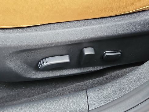 Certified 2025 Nissan Sentra SV w/ SV Premium Package image 25