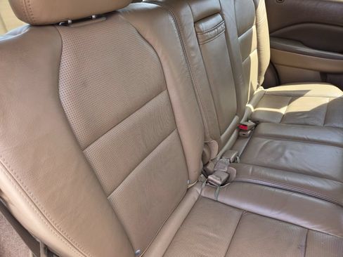 Used 2005 Acura MDX Touring AWD/4WD image 38