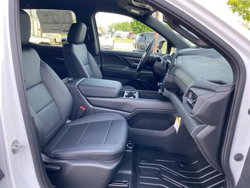 New 2024 Chevrolet Silverado EV W/T image 19