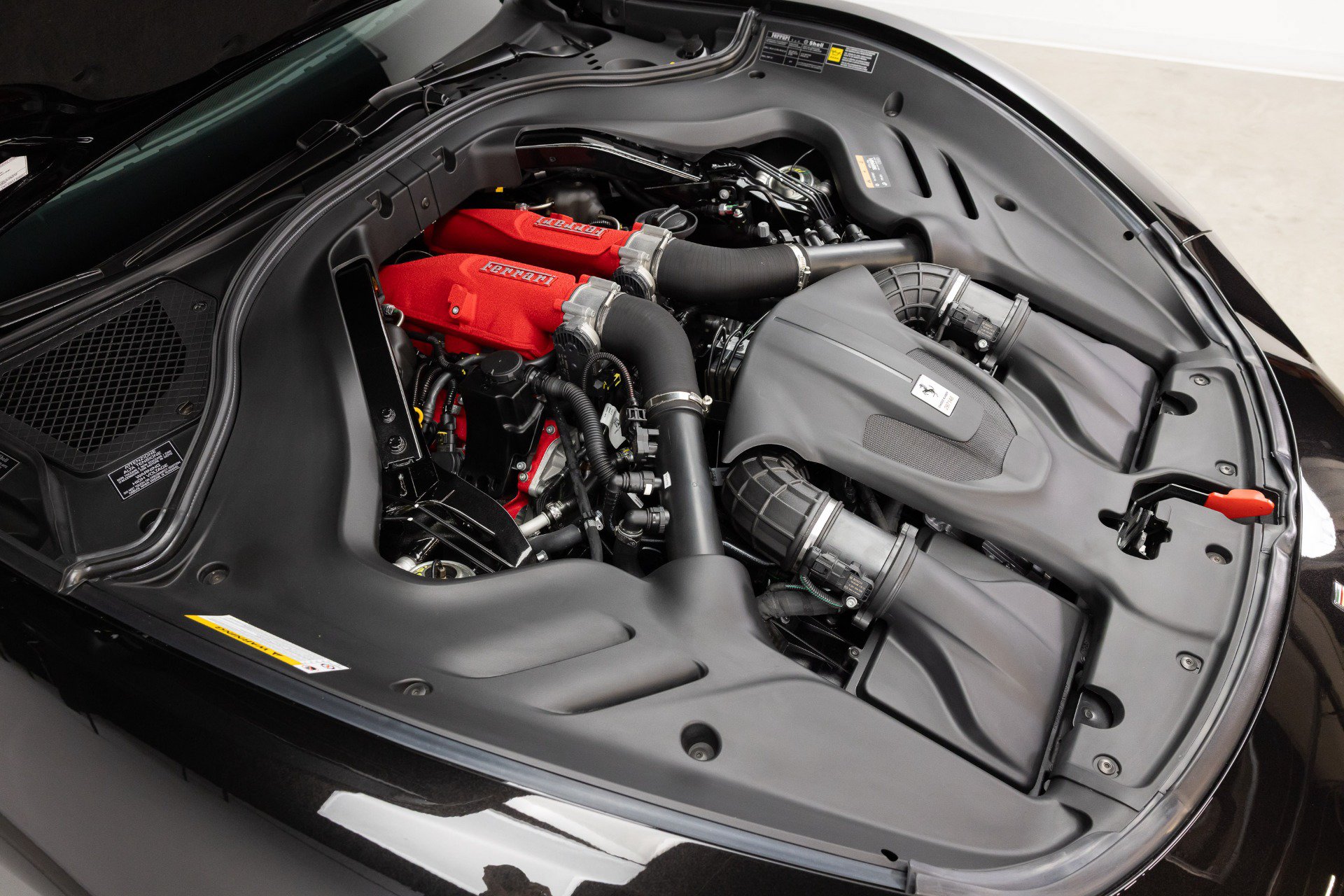 Certified 2023 Ferrari Roma RWD image 93