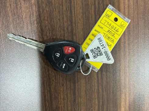 Used 2012 Toyota Corolla LE image 31