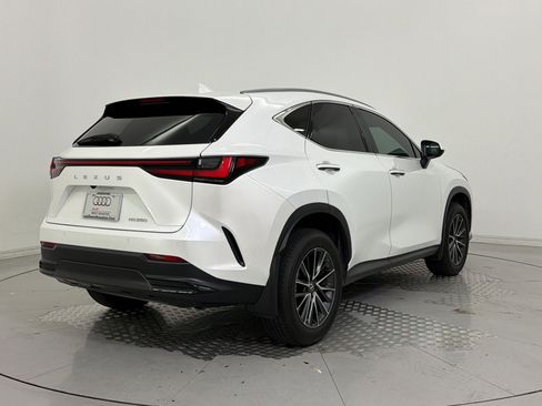 Used 2023 Lexus NX 250 FWD image 9