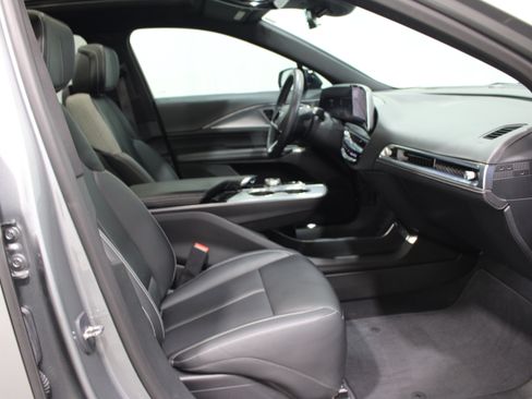 Certified 2024 Cadillac Lyriq Tech RWD image 26