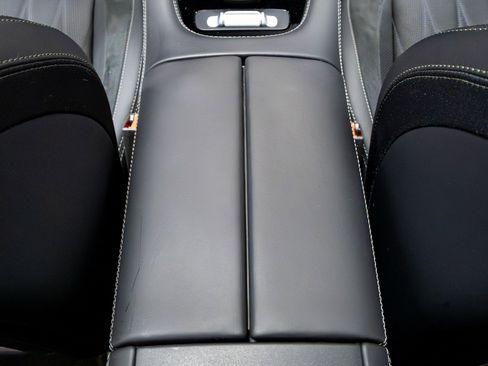 Used 2024 Mercedes-Benz GLS 63 AMG 4MATIC image 31