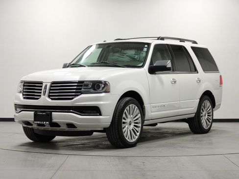 Used 2015 Lincoln Navigator Base image 8