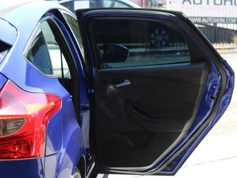 Used 2014 Ford Focus ST w/ Equipment Group 202A FWD image 12