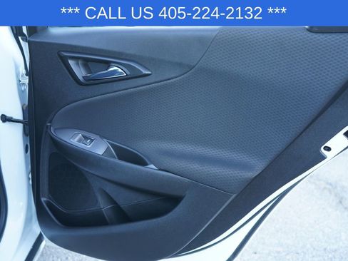 Used 2022 Chevrolet Malibu LT image 24