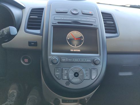 Used 2012 Kia Soul ! w/ Premium Pkg image 20