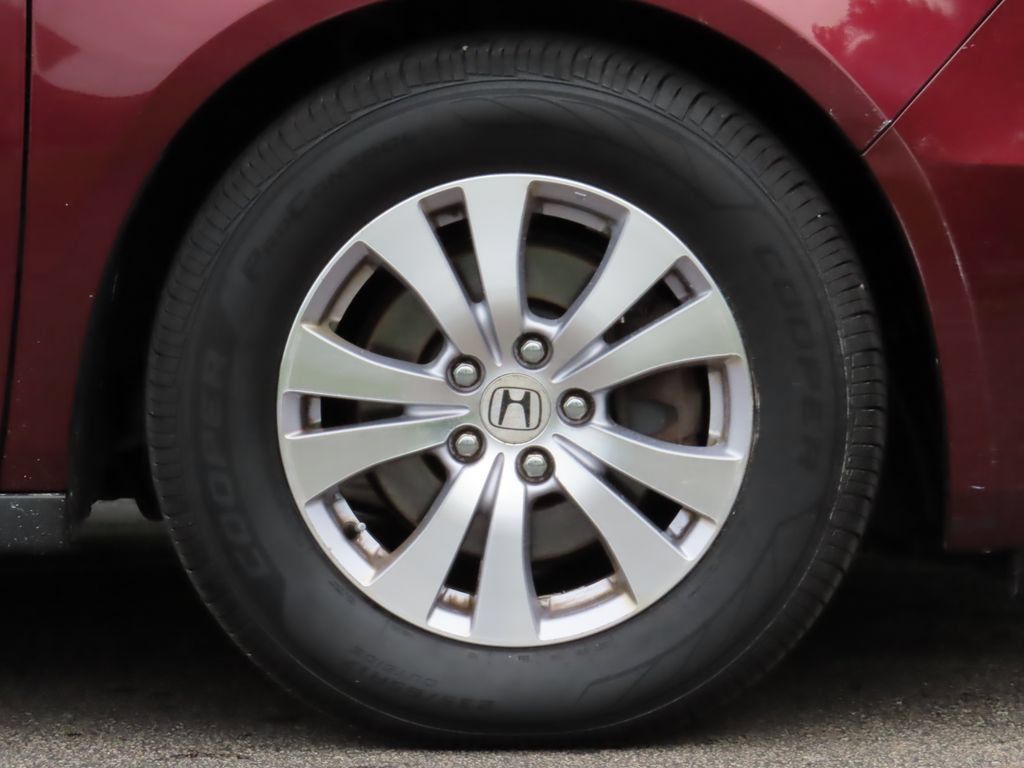 Used 2016 Honda Odyssey SE image 11