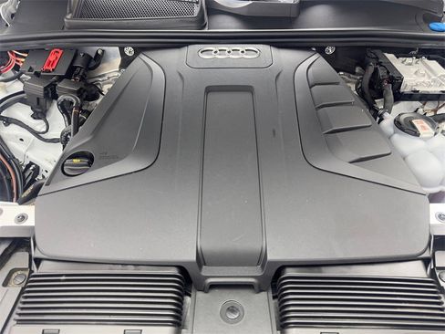 Used 2022 Audi Q7 2.0T Premium Plus w/ Premium Plus Package image 81