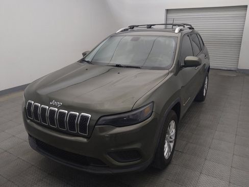 Used 2020 Jeep Cherokee Latitude AWD/4WD image 15