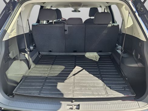 Used 2024 Volkswagen Tiguan S FWD image 25