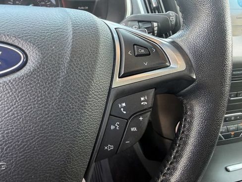 Used 2018 Ford Edge SEL w/ Equipment Group 201A AWD/4WD image 21