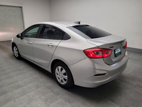 Used 2017 Chevrolet Cruze LS FWD image 5